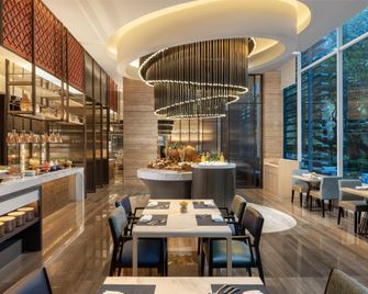 DoubleTree by Hilton Jakarta Kemayoran - ג'קרטה - מסעדה