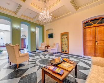 Apollonion Palace - Ermoupoli - Lobby