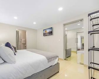 Árbol Suites - Tijuana