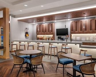 Fairfield by Marriott Inn & Suites Austin Downtown - Austin - Lobby