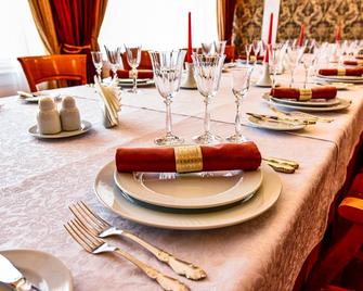 Evropa Hotel - Magnitogorsk - Sala pranzo