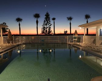 iBeach Resort - טרז'ר איילנד - בריכה