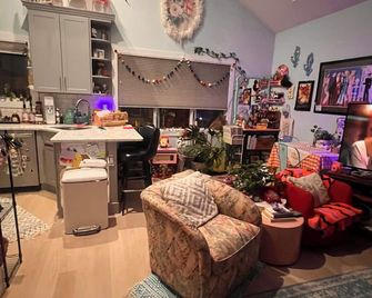 2bed/2ba Maximalist Close To Nyc In Fantastic Jersey City - Jersey City