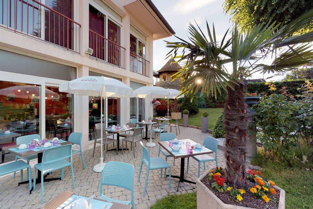 أوتيل دو فرونس كونتاكت - أوتيل