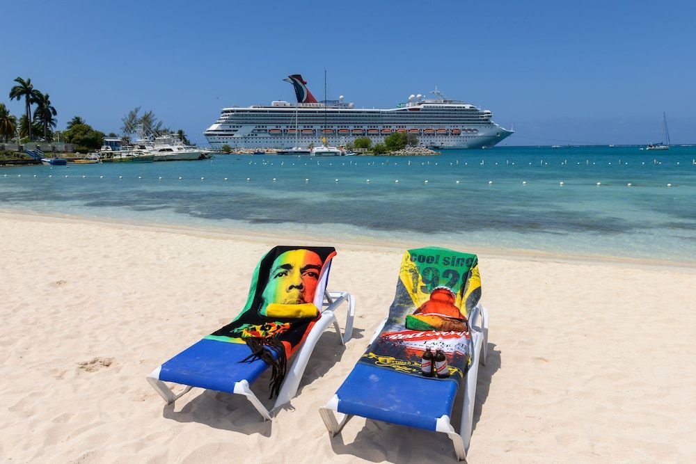 Sandcastles Deluxe Beach Resort - אוקו ריוס - חוף