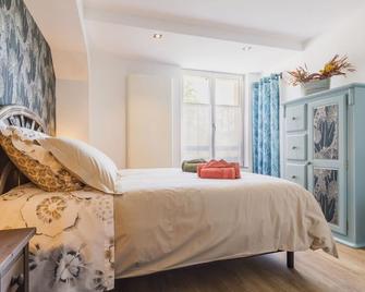 Unique apartment with wifi in central Clisson - Clisson - Bedroom