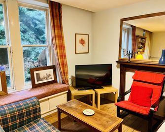 The Georgian House Hotel - Glaskov - Oturma odası