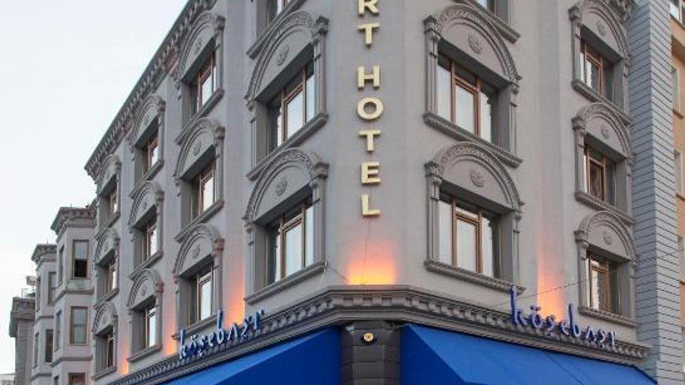 Aly Port Hotel