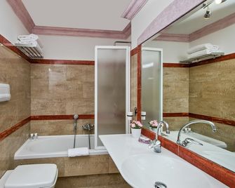 Capri Dreaming - Anacapri - Bathroom