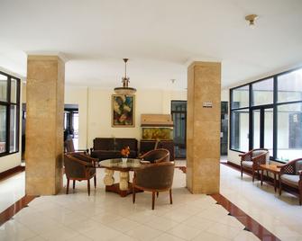 Hotel Nusantara Indah Syariah - Yakarta - Lobby