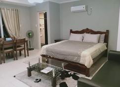 Luxury Studio with fast wifi at Kandi Towers - Angeles City - Schlafzimmer