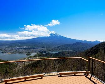 Hotel Kimiyoshi - Fuefuki - Varanda