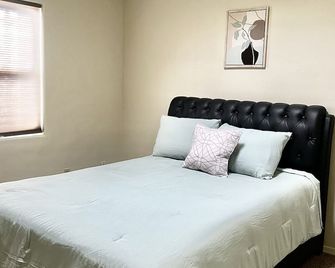 2 Bdr 1 Bath Mountain View House - Tucson - Quarto