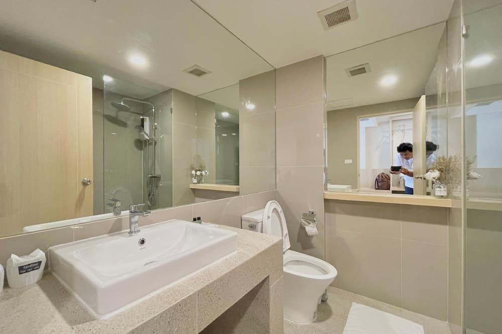 Bangsaen Villa Hotel - צ'ונבורי