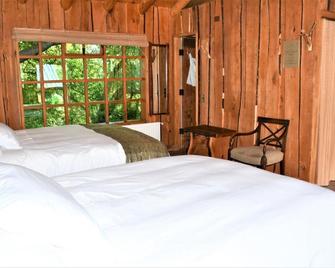 Hotel El Barranco - Futaleufú - Bedroom