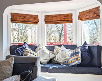 Glen Mary Apartments - Bar Harbor - Salon