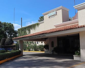 Meson del Valle - Zamora - Building