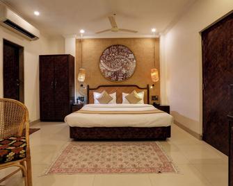 Accord Hotel - Mumbai - Bedroom