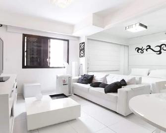 Hotel em Moema - Flat executivo próx ao Aeroporto e Shopping Ibirapuera - Sao Paulo - Living room