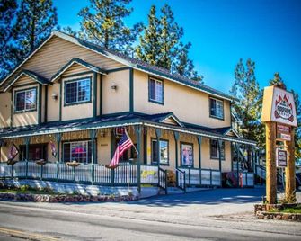 Fireside Lodge - Big Bear Lake - Building