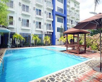 Ndn Grand Hotel - Santo Tomas - Piscina