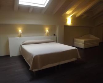 Hotel Berse - Berceto - Bedroom
