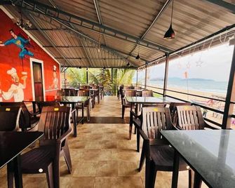 ocean paradise beach homestay - Karwar - Nhà hàng