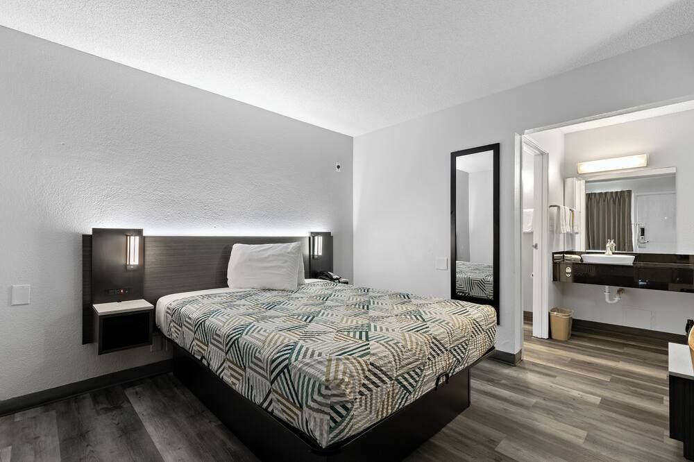 Motel 6 San Diego North