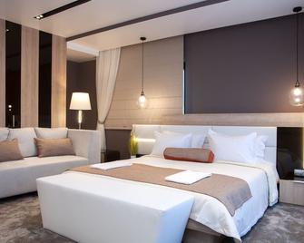 Family Hotel Business Club - Шумен - Спальня