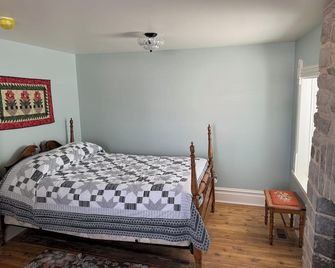 •new• Manti Manor – Historic 1871 Pioneer House - Manti - Bedroom