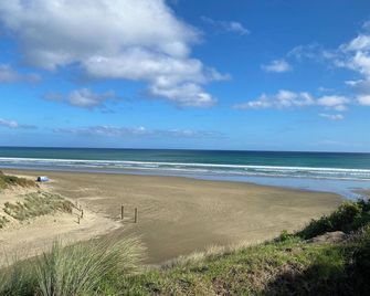 Private Oceanview Escape Above the Beach - Dargaville - Beach