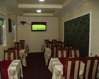 Private accommodation Lidija Rakocevic - Kolasin - Ресторан