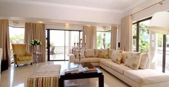 Sanchia Luxury Guesthouse - Durban - Stue