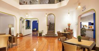 Hotel Vista Express Morelia By Arriva Hospitality Group - Morelia - Σαλόνι ξενοδοχείου