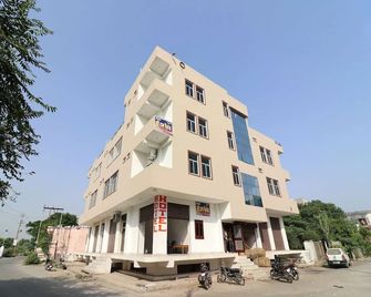 Oyo 19827 Shree Ram Palace - Chittorgarh - Edificio