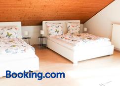 Ferienwohnung-Fuchs - Bad Schönborn - Slaapkamer