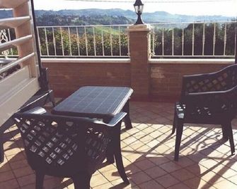 B&B Il Giardino Mediterraneo - Acquaviva Picena - Balcony