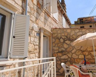 Apartment Nives - Vis