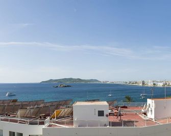 Hostal Costa Blanca - Ibiza