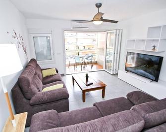 Pineda 4 Planet Costa Dorada - La Pineda - Living room