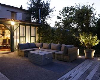 Relais de Chasse la Chaignaie - Montaigu - Patio