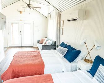 Take it Easy in a Casita with everything you need - Dripping Springs - Bedroom