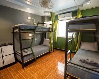 Stayover Hostel - Ao Nang - Habitación