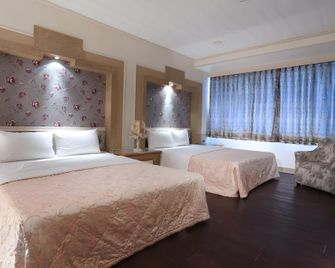 Kings Hotel - Yilan City - Habitación