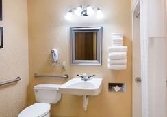 Quality Inn Parkersburg 75 1 1 2 Parkersburg Hotel Deals