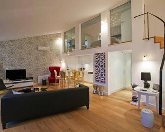 X Flats Gumussuyu - Istanbul - Living room