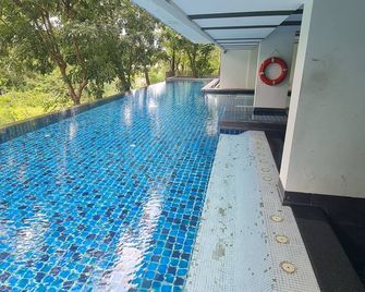 Studio in Boat Avenue - Choeng Thale - Svømmebasseng