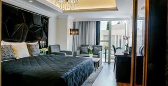 Qbic City Hotel - Larnaca - Bedroom