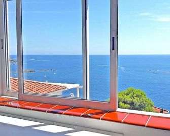 Lovely seaview studio and large terrace 5m from the beach - Casa ArteVida - Roses - Balcone