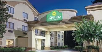 La Quinta Inn & Suites by Wyndham Jackson Airport - Pearl